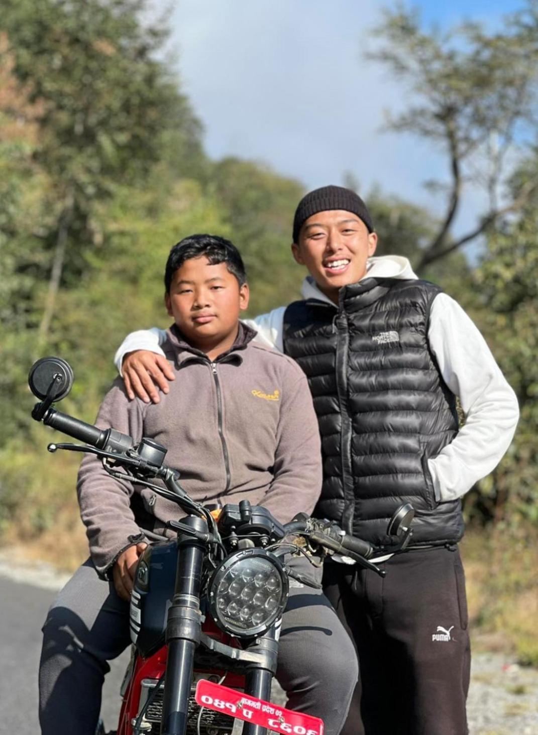 Unique Point Home Stay Nagarkot Esterno foto