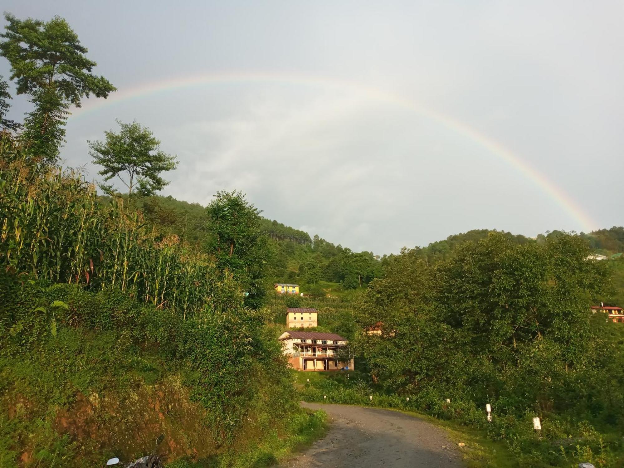 Unique Point Home Stay Nagarkot Esterno foto