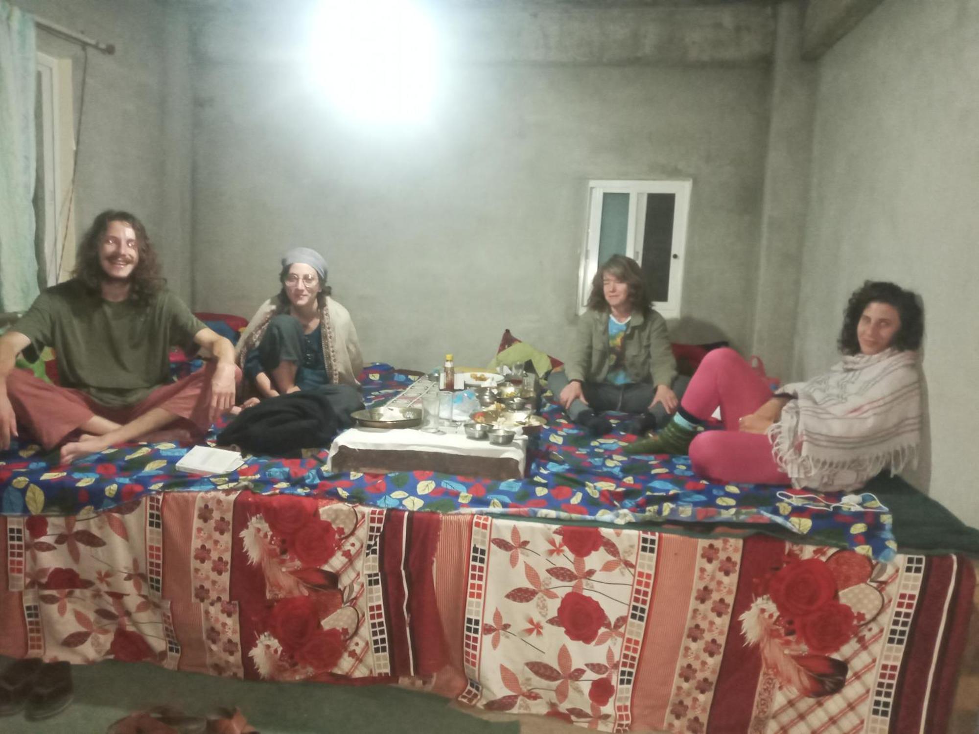 Unique Point Home Stay Nagarkot Esterno foto