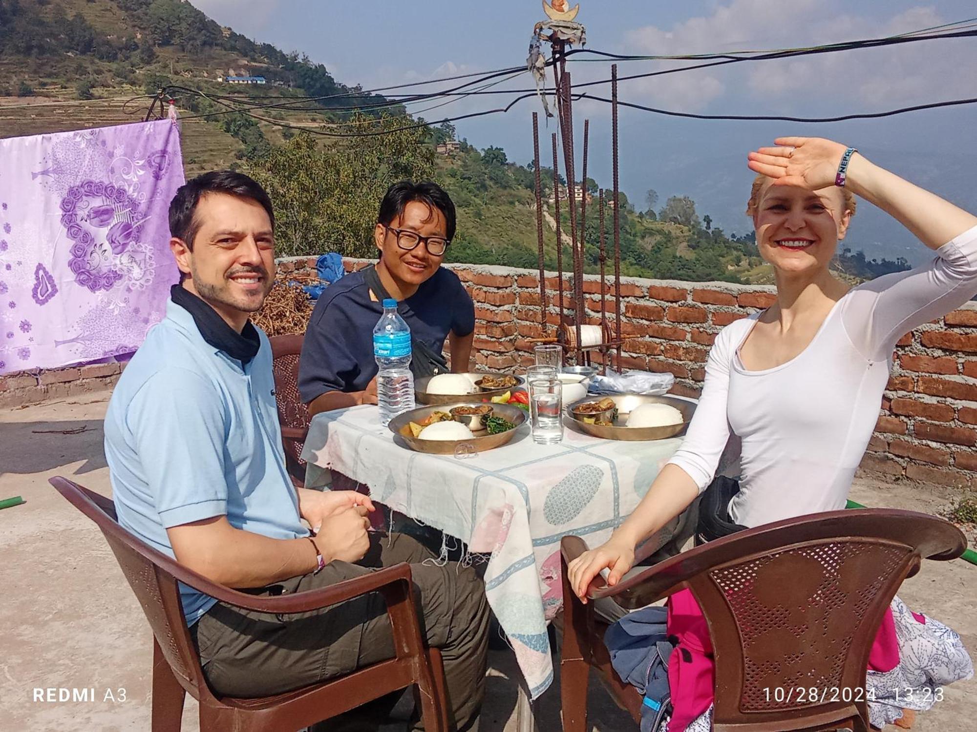 Unique Point Home Stay Nagarkot Esterno foto