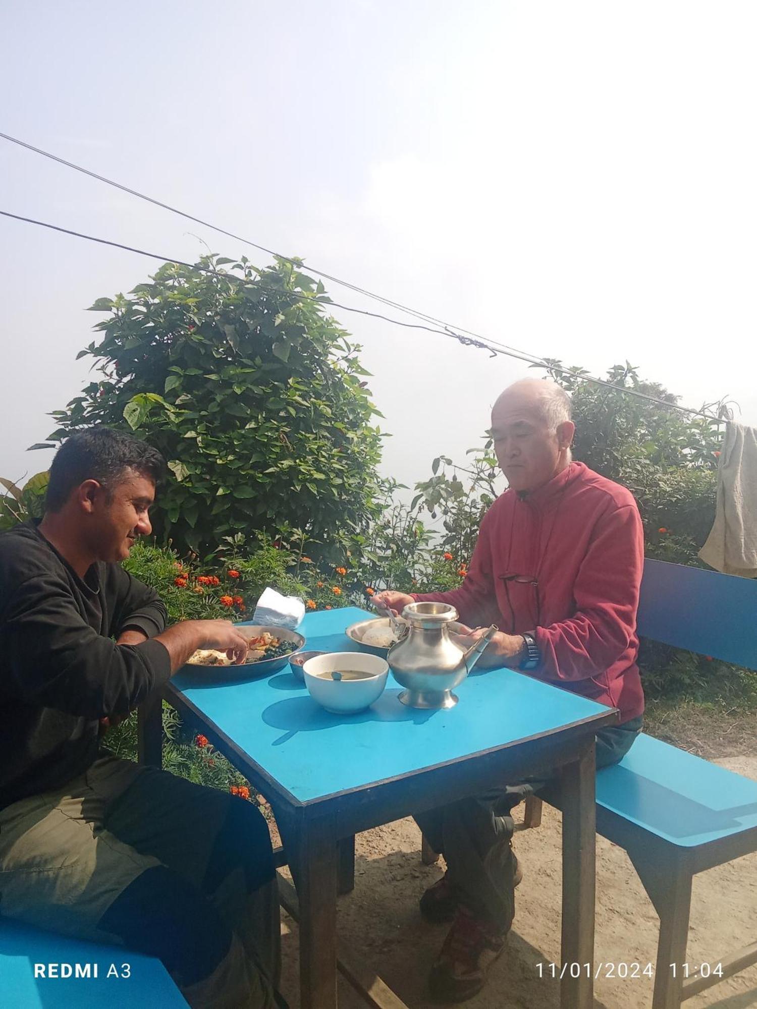 Unique Point Home Stay Nagarkot Esterno foto